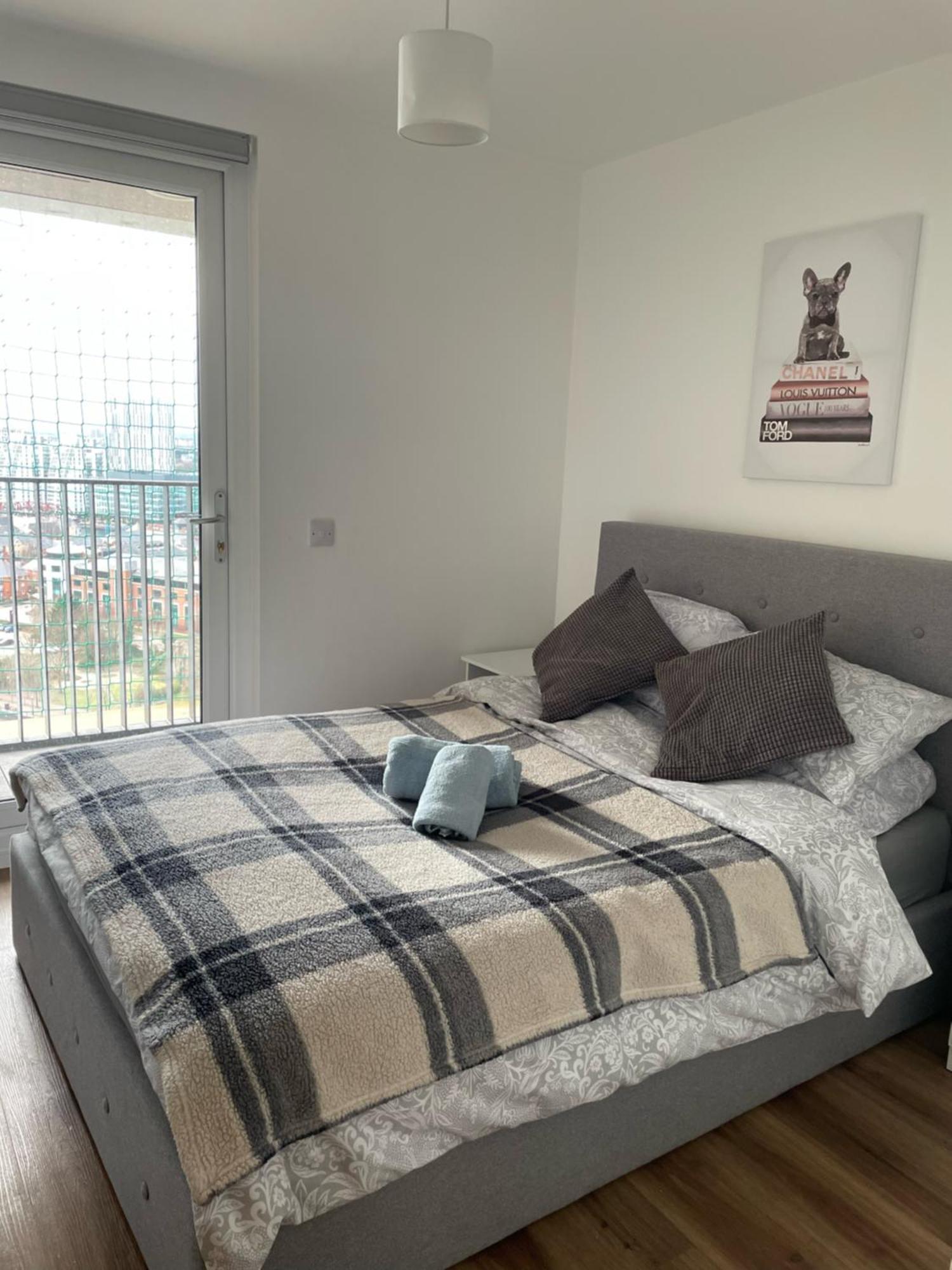 Quayside Penthouse 2 Bedroom Ensuite Near Media City & Manchester United Экстерьер фото
