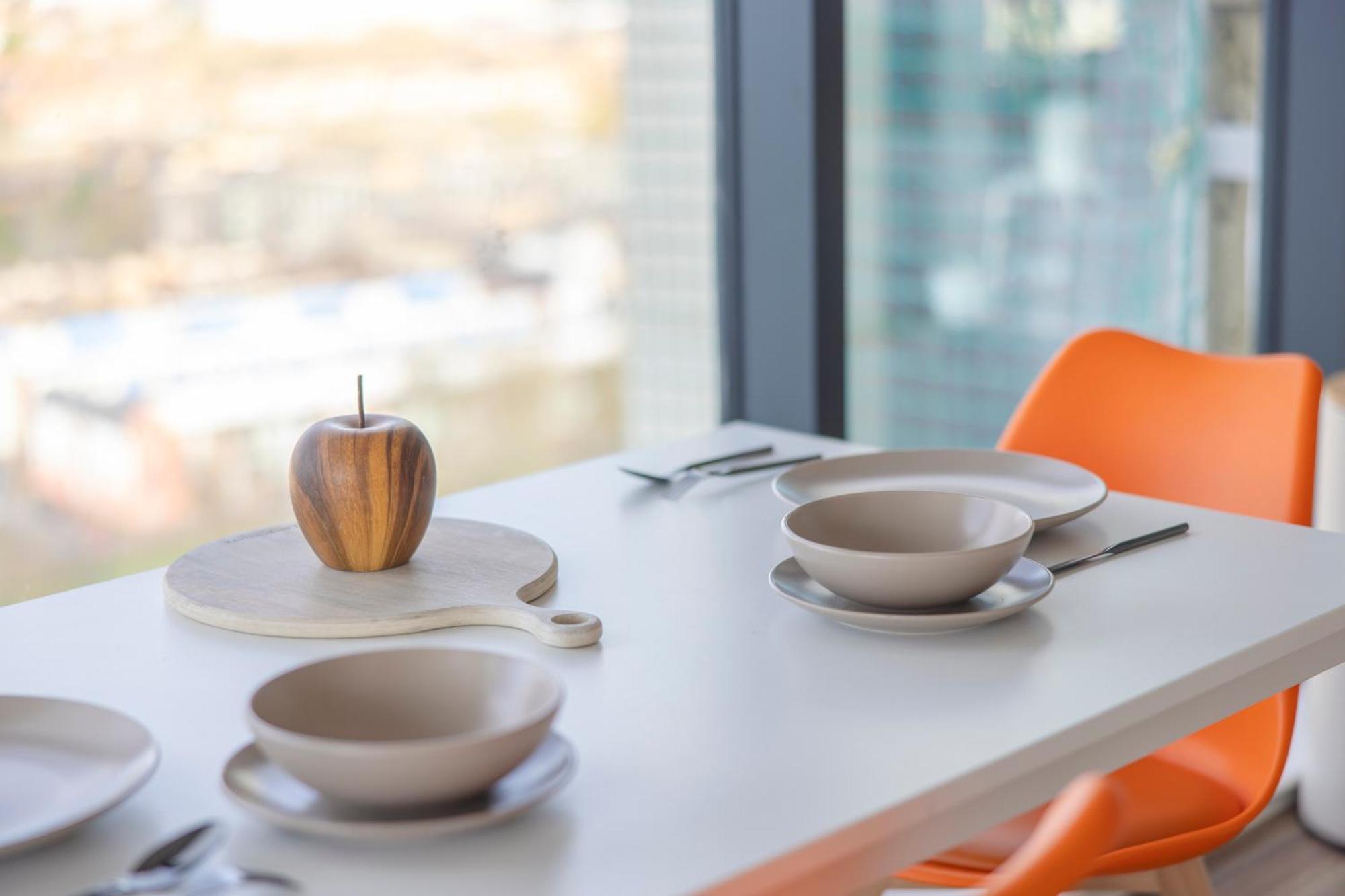 Quayside Penthouse 2 Bedroom Ensuite Near Media City & Manchester United Экстерьер фото