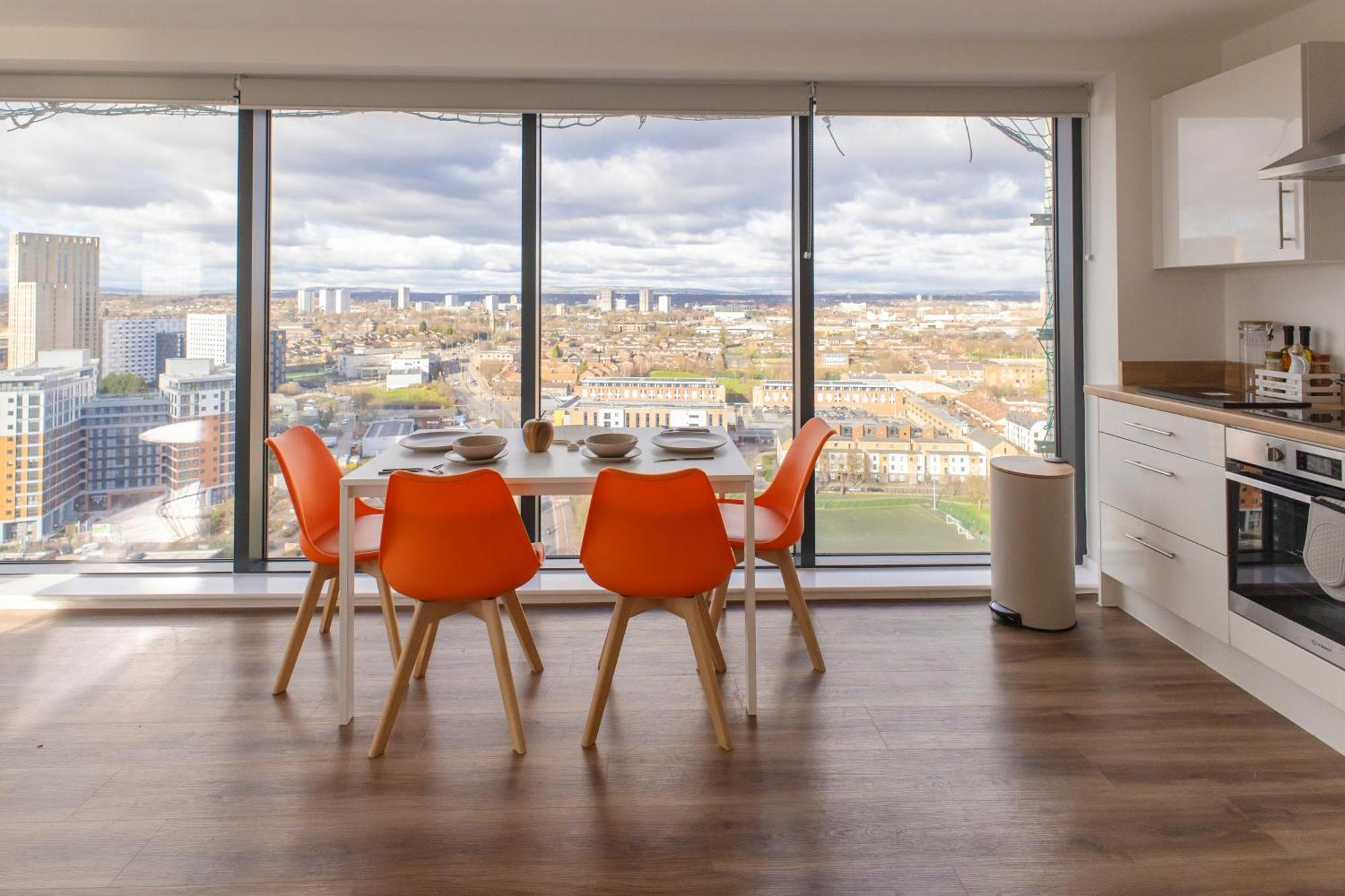 Quayside Penthouse 2 Bedroom Ensuite Near Media City & Manchester United Экстерьер фото