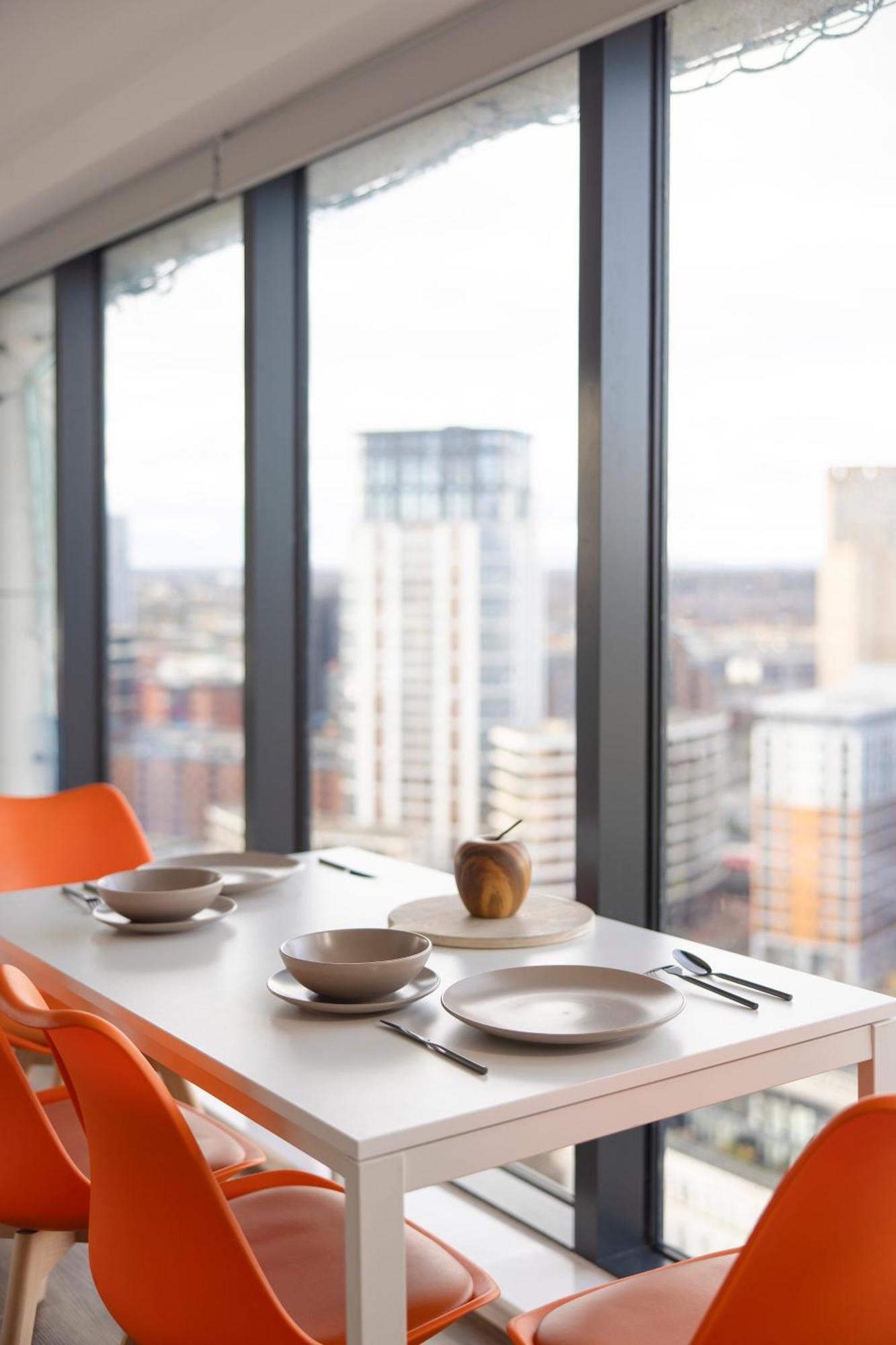 Quayside Penthouse 2 Bedroom Ensuite Near Media City & Manchester United Экстерьер фото