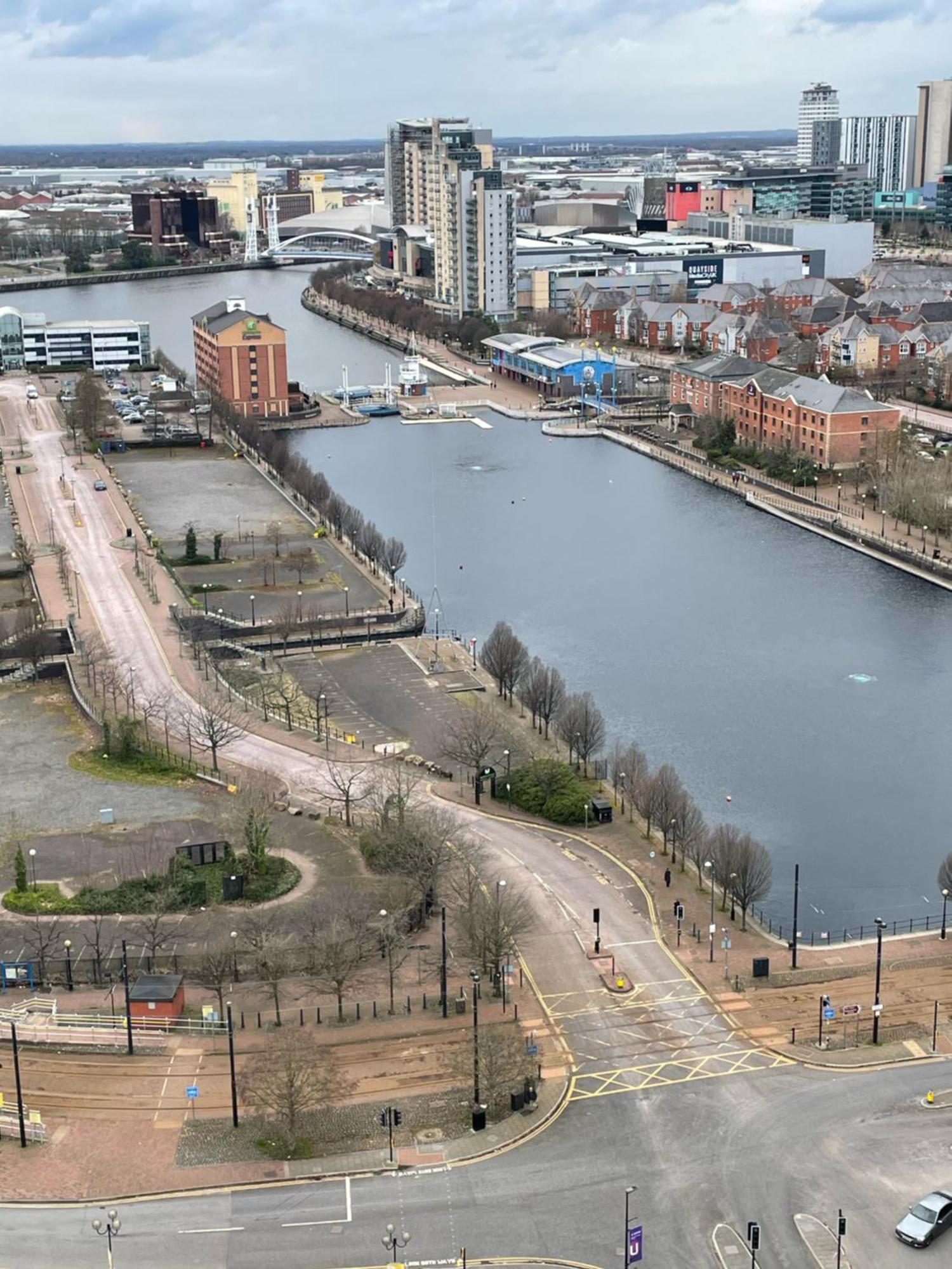 Quayside Penthouse 2 Bedroom Ensuite Near Media City & Manchester United Экстерьер фото