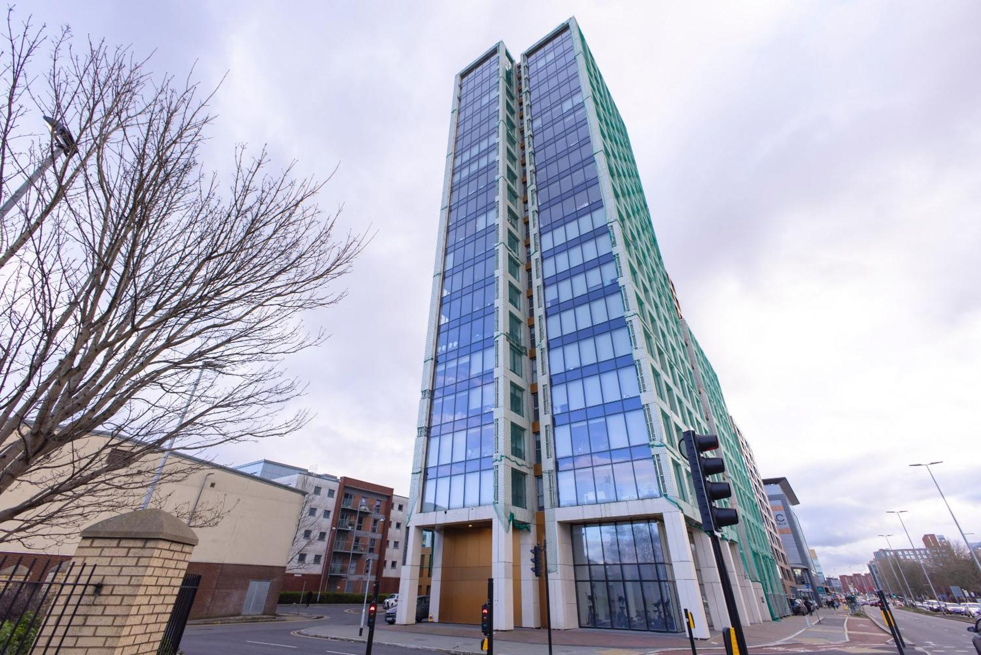 Quayside Penthouse 2 Bedroom Ensuite Near Media City & Manchester United Экстерьер фото